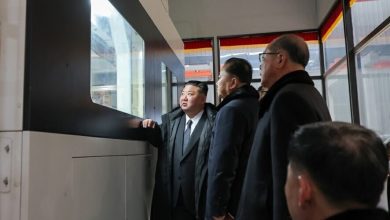 Kore lideri Kim Jong-Un, modernizasyon projesinde yaşanan aksaklıkların sorumlusu olarak üst düzey yöneticileri hedef aldı. Kim, eleştirilerinin ardından Başbakan Yardımcısı Yang Sung Ho’yu görevden aldı.