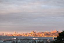 İstanbul başta olmak üzere Türkiye'nin büyük bölümünde etkili olan soğuk ve kar yağışlı hava, yerini ılık bir havaya bırakacak