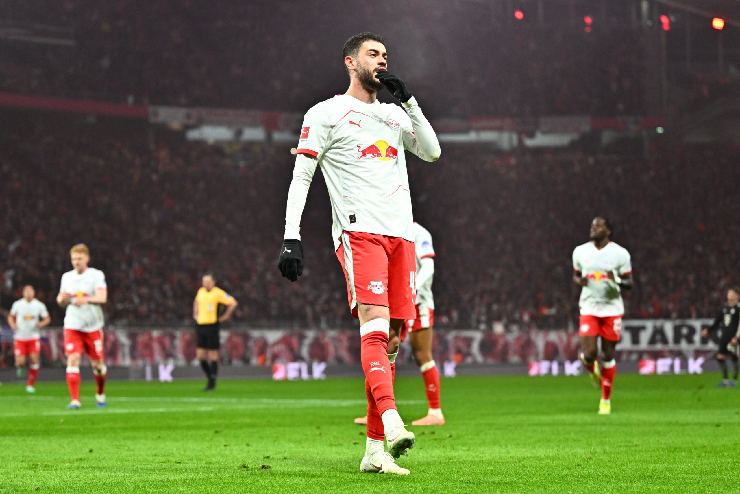 Romulo, Göztepe'den transfer olduğu Leipzig'in Bayern Münih'e yenildiği mücadelede yine golünü attı