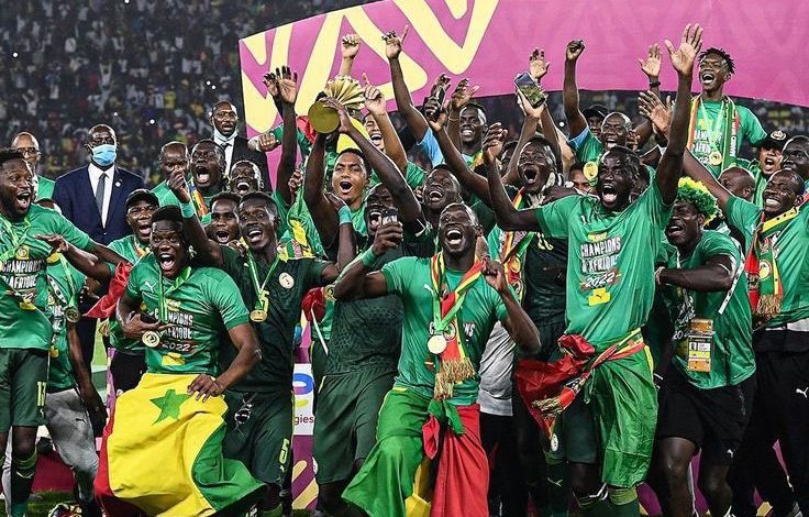 Afrika Futbol Konfederasyonu, 35. Afrika Uluslar Kupası finalinde yaşanan olaylar nedeniyle Senegal ve Fas'a bazı yaptırımlar uyguladı