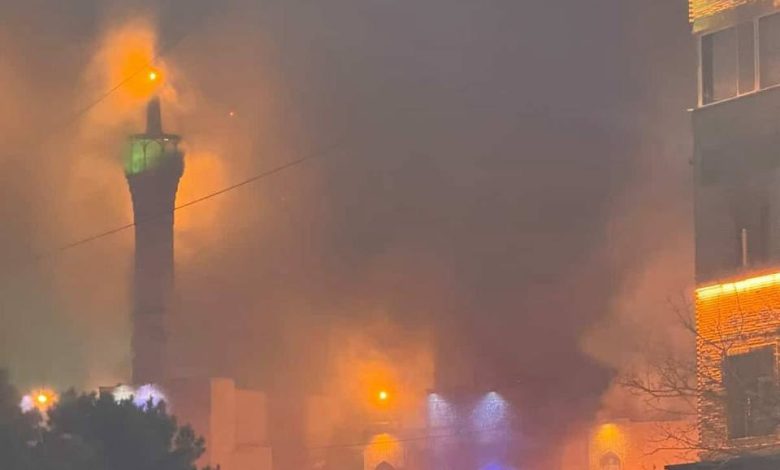 İran'ın başkenti Tahran'da, güvenlik güçlerinin açtığı ateş sonucu en az 217 kişi yaşamını yitirirken protesto gösterileri daha da büyüdü