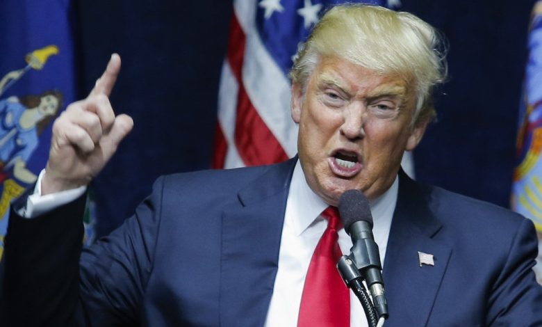 İran genelinde ekonomik krizle alevlenen protestolar sürerken ABD Başkanı Donald Trump’tan Tahran yönetimine yeni bir tehdit geldi.