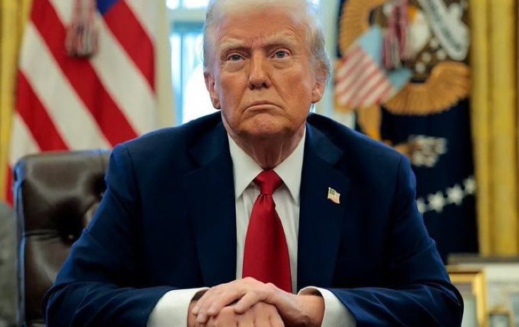 ABD Başkanı Donald Trump, Venezuela Devlet Başkanı Nicolas Maduro ve eşinin yakalanıp ülkeden çıkardığını açıklamasının ardından bir basın toplantısı düzenledi