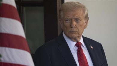 Trump'a kendi ülkesinde de büyük tepki 9 Venezuela'ya yönelik saldırının ardından ABD Başkanı Donald Trump dünyanın yanı sıra kendi halkının da geniş protestolarıyla karşılaştı