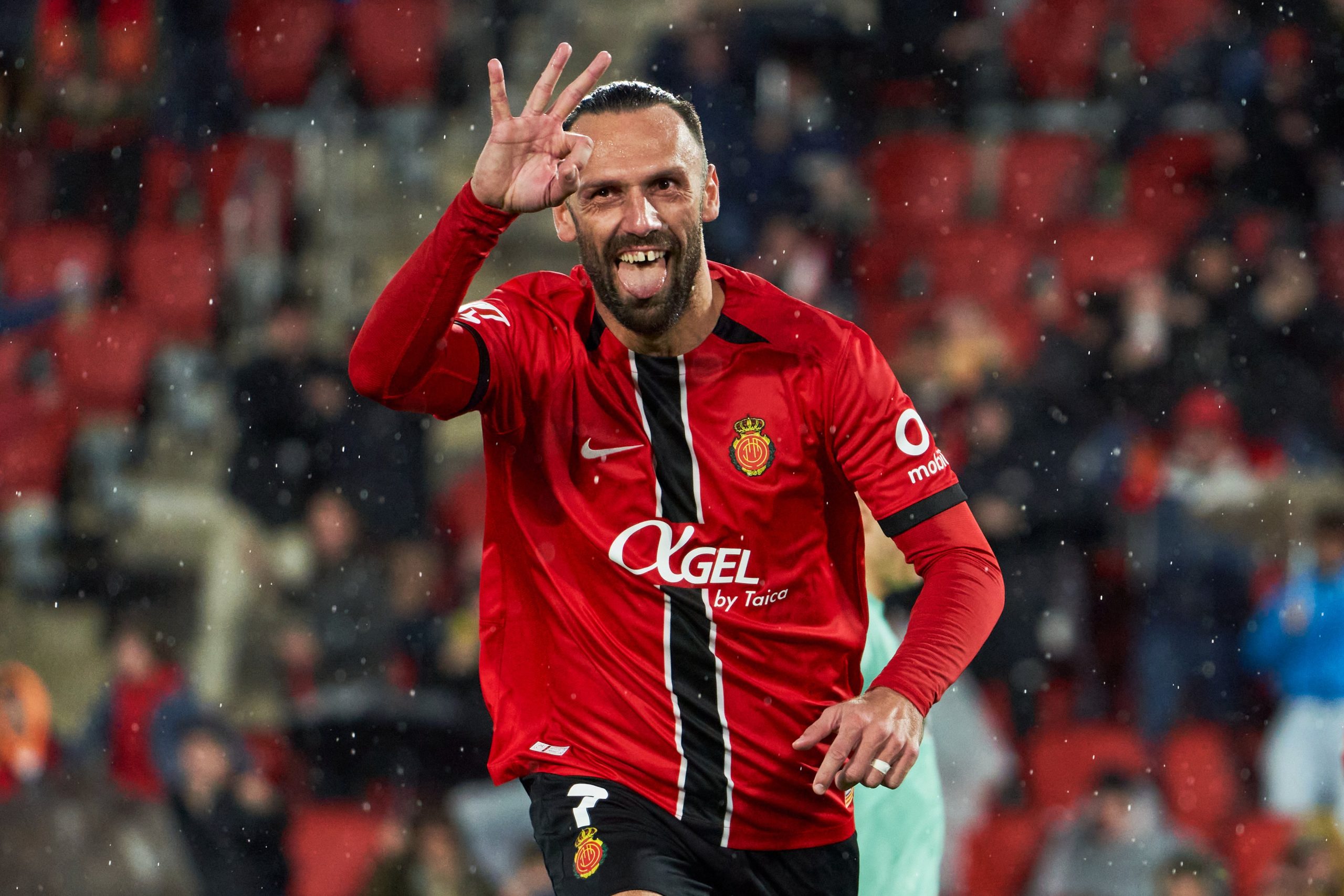 Fenerbahçe'nin transfer gündeminde olan Vedat Muriqi, Mallorca'nın Athletic Bilbao'yu 3-2 yendiği karşılaşmada hat-trick yaptı