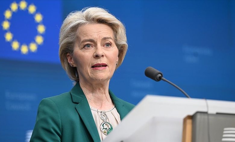 AB’de Grönland gündemiyle kritik bir diplomasi hattı devreye girdi. Ursula von der Leyen, NATO ve Avrupa’nın önde gelen liderleriyle telefon görüşmeleri yaptığını açıkladı.