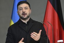 Ukrayna Devlet Başkanı Vladimir Zelenski, Rusya’ya karşı savaşın sürdürülebilmesi için kesintisiz savunma desteği gerektiğini söyledi.