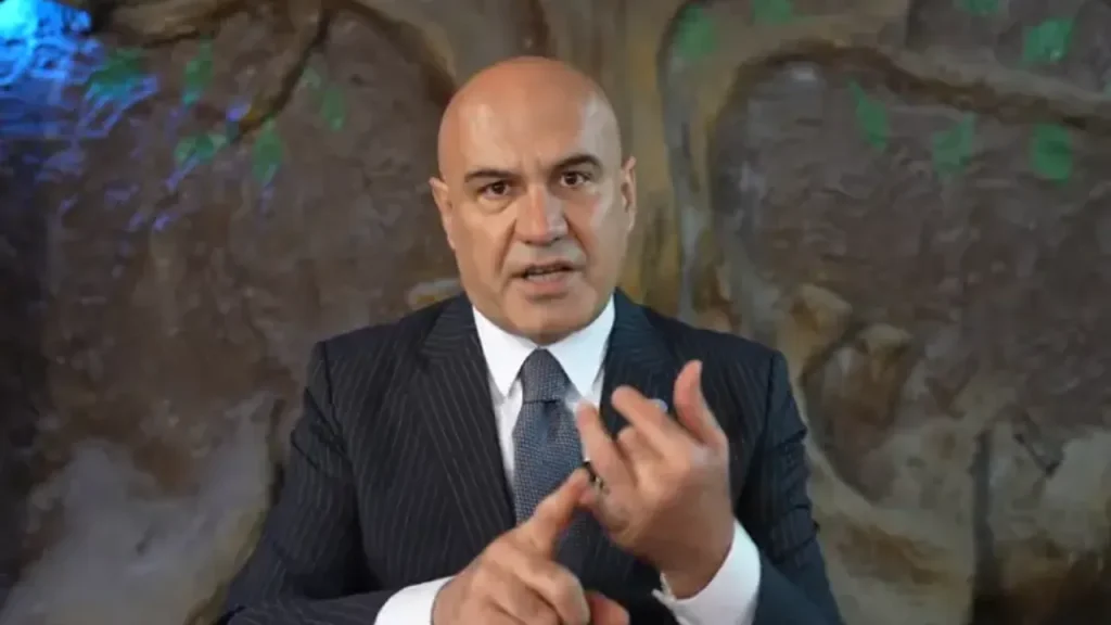 Turhan Çömez ile ilgili tüm haberler NationalTurk.com'da! Turhan Çömez haberleri, gelişmeleri ve Turhan Çömez fotoğrafları yer alıyor. 