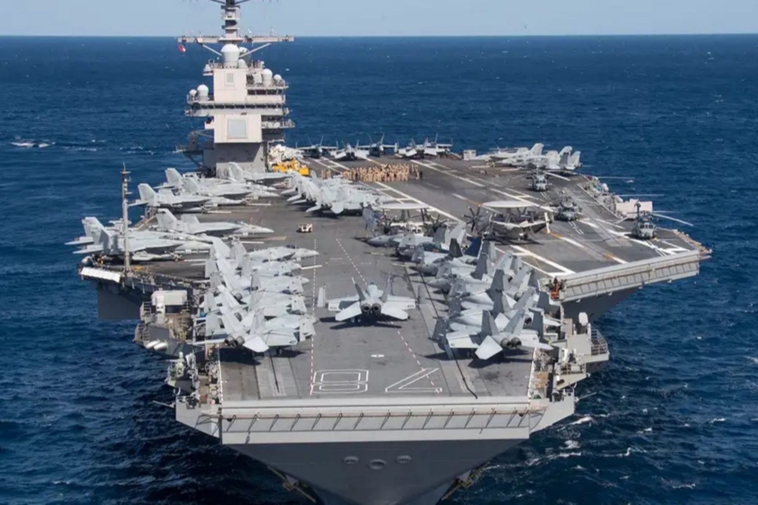 ABD Başkanı’nın, USS Gerald R. Ford uçak gemisinin görev süresini ikinci kez uzatma kararı, gemideki denizciler ve aileleri arasında büyük tepki yarattı