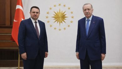 TBMM'de yeni Adalet Bakanı Akın Gürlek'in yemin töreni öncesi AK Parti ile CHP'li milletvekilleri yumruklaştı