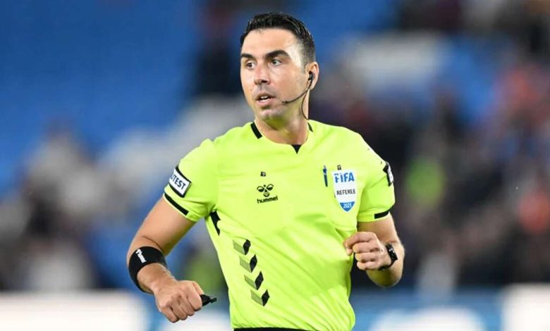 Arda Kardeşler hakemliği bıraktı 3 TFF Başkanı İbrahim Hacıosmanoğlu'nun eleştirilerinin ardından maç alamayan Arda Kardeşler, hakemliği bıraktı