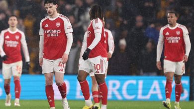 İngiltere Premier Lig'de Arsenal sonuncu Wolverhampton ile deplasmanda 2-2 berabere kalarak son 7 maçta 11 puan kaybetti