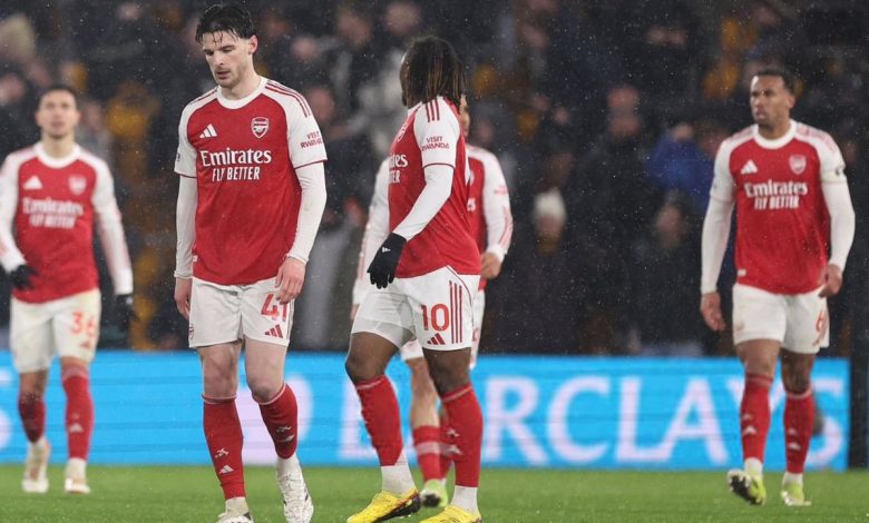 Arsenal çöküş döneminde! 16 İngiltere Premier Lig'de Arsenal sonuncu Wolverhampton ile deplasmanda 2-2 berabere kalarak son 7 maçta 11 puan kaybetti