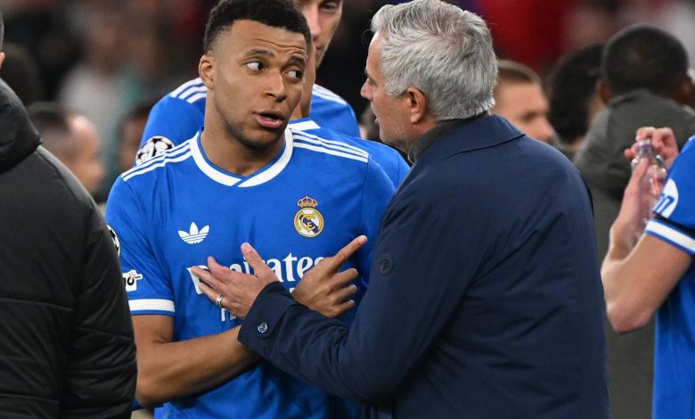 Benfica'ya ağır ceza kapıda 17 UEFA, Benfica-Real Madrid maçında Brezilyalı futbolcu Vinicius Junior'a yönelik ayrımcılık yapıldığı iddialarıyla ilgili soruşturma başlattığını duyurdu