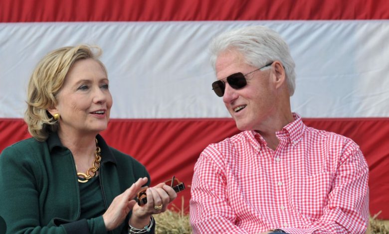 Eski ABD Başkanı Bill Clinton ile eşi, eski Dışişleri Bakanı Hillary, pedofil fuhuş ağı yöneticisi Epstein’la ilgili Kongre soruşturmasında ifade verecek