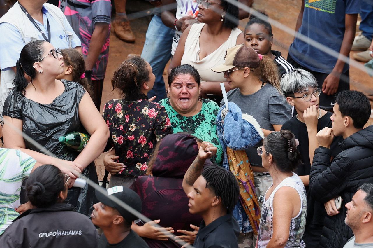 Doğa dünyadan intikamını alıyor 1 Dünyada bugün yaşanan deprem, sel, kar fırtınası ve volkan patlaması haberleri gündemin ilk sırasına oturdu