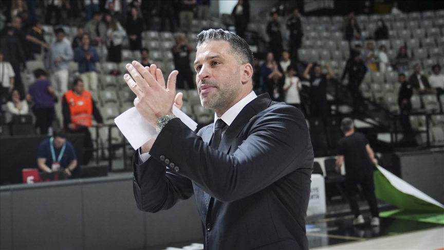 Dusan Alimpijevic derbi sonrası sert sözler 1 Fenerbahçe Beko’ya 91-74 kaybeden Beşiktaş GAİN’de Koç Dusan Alimpijevic, maç sonrası hakem yönetimine tepki gösterdi.