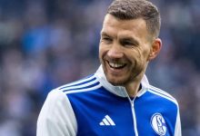 Geçen sezon sonunda Fenerbahçe'den ayrılan 39 yaşındaki Edin Dzeko, Schalke formasıyla adeta tarih yazıyor