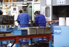 Ekvador Çalışma Bakanlığı’nın haftalık 40 saatin 4 ila 6 güne dağıtılmasına imkan tanıyan düzenlemesi ülkede tartışma başlattı.