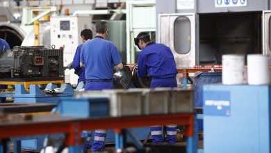 Ekvador Çalışma Bakanlığı’nın haftalık 40 saatin 4 ila 6 güne dağıtılmasına imkan tanıyan düzenlemesi ülkede tartışma başlattı.