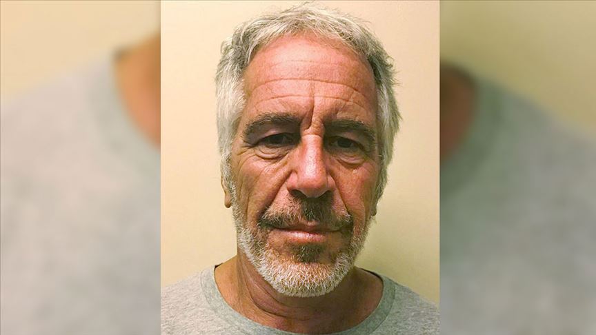 Epstein soruşturmasına ait sansürsüz belgeleri inceledikten sonra dosyalarda adı gizlenen en az 6 kişinin suçla bağlantılı olabileceği açıklandı.