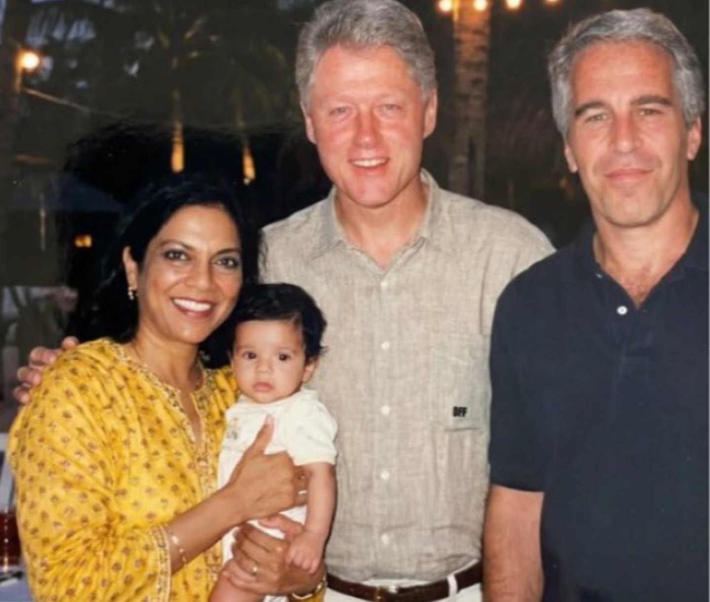 Jeffrey Epstein soruşturmasına ait yeni belgelerin yayımlanmasıyla birlikte sosyal medyada hızla yayılan fotoğraf ve iddialar tartışma yarattı.