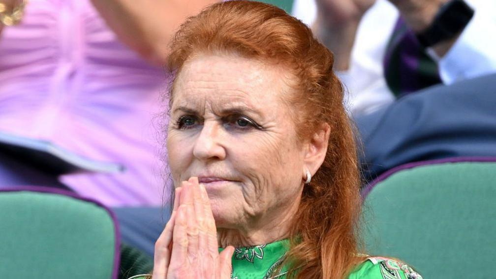 ABD’de açıklanan yeni Epstein belgelerinde Sarah Ferguson ile Prenses Beatrice ve Prenses Eugenie’nin isimlerinin geçtiği yazışmalar dikkat çekti.