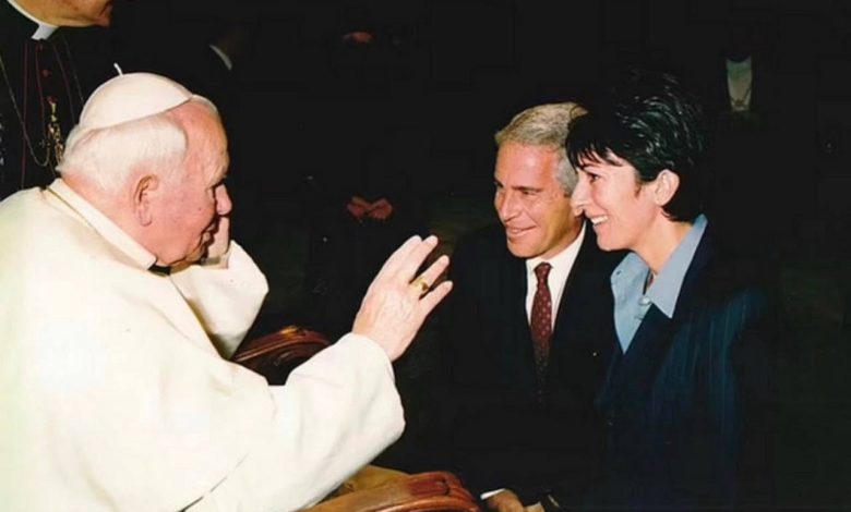 Jeffrey Epstein’in Türkiye’ye 9 kez geldiğini ve bu süreçte yaklaşık 200 milyon dolarlık para transferi gerçekleştirdiği iddiası gündemde