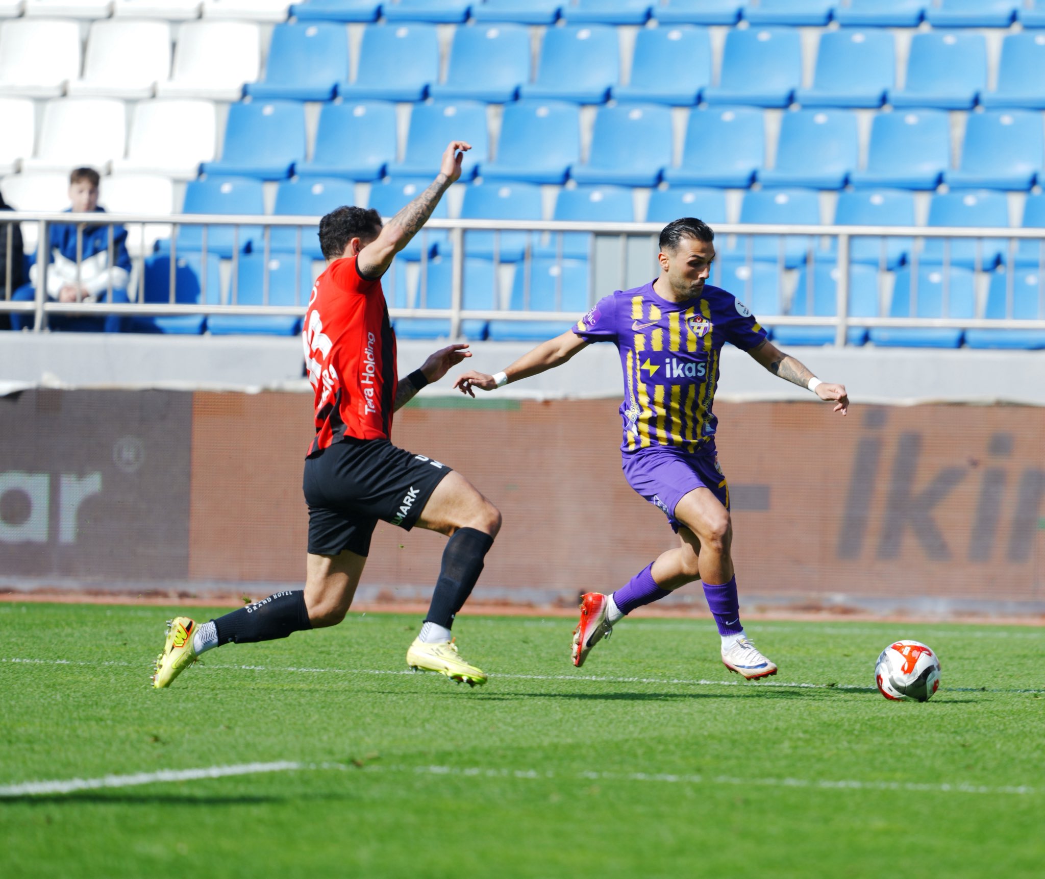 Eyüpspor, 90’da vurdu 1 Trendyol Süper Lig’de kümede kalma mücadelesi veren Eyüpspor, Gençlerbirliği’ni son anda bulduğu golle 1-0 mağlup etti