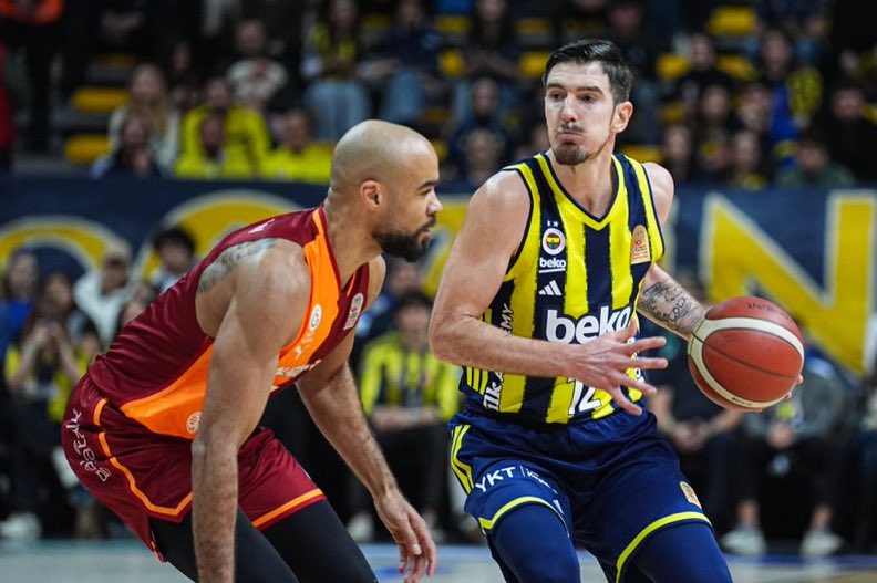 Türkiye Sigorta Basketbol Süper Ligi’nde lider Fenerbahçe Beko, Galatasaray MCT Technic’i konuk etti