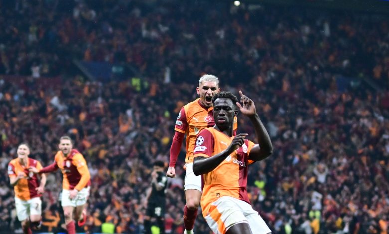 UEFA Şampiyonlar Ligi Play-Off Turu ilk maçında Galatasaray, Juventus’u konuk etti. Sarı-kırmızılılar, geriye düştüğü maçta Juventus'u 5-2’ mağlup etti