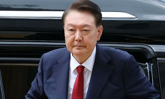 Eski Güney Kore Devlet Başkanı Yoon’a müebbet hapis 13 Güney Kore’de Seul Merkez Bölge Mahkemesi, eski Devlet Başkanı Yoon Suk Yeol’u ilan ettiği sıkıyönetim nedeniyle “ayaklanmaya liderlik etmekten” suçlu buldu