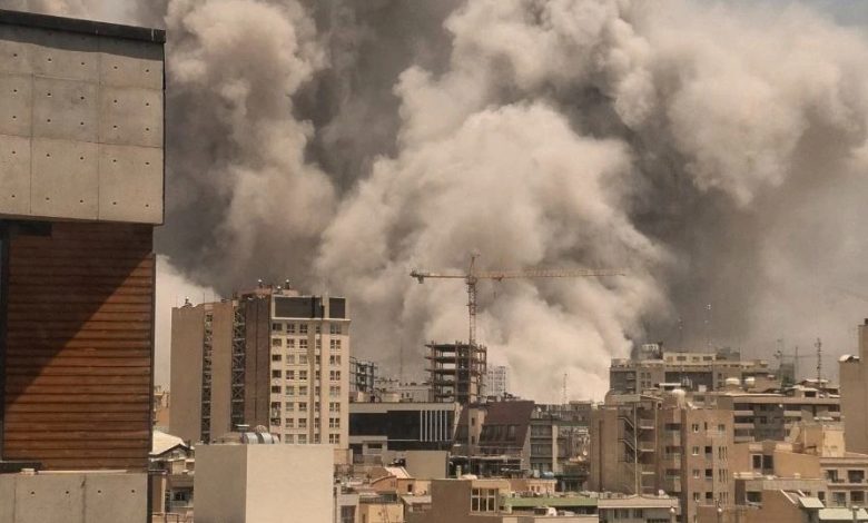 ABD ve İsrail’in saldırılarının ardından İran, İsrail’e onlarca balistik füze fırlattı. Gelişme, bölgede gerilimi daha da tırmandırdı.