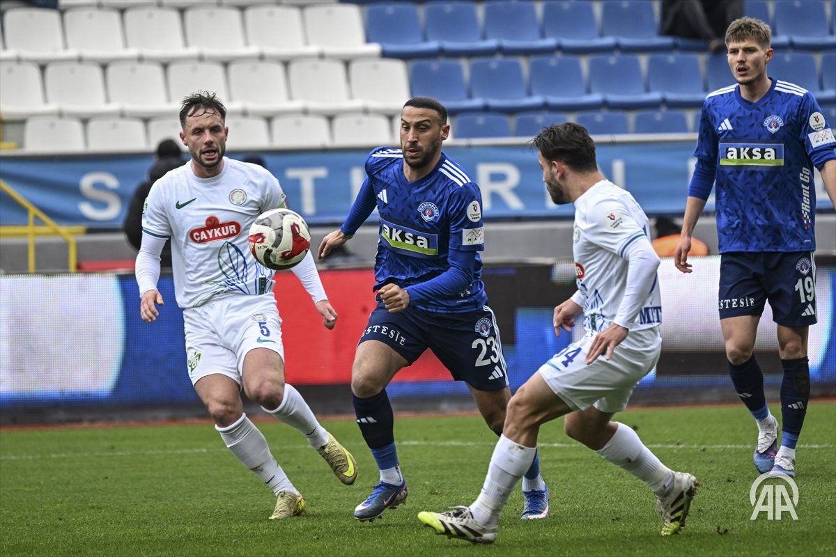 Trendyol Süper Lig’de alt sıraları yakından ilgilendiren karşılaşmada Çaykur Rizespor, Kasımpaşa deplasmanında kazandı