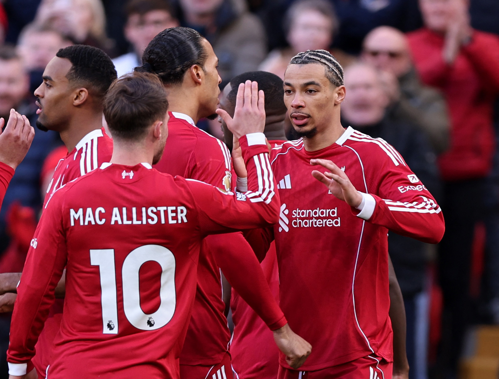 Galatasaray ile Şampiyonlar Ligi Son 16 Turu'nda eşleşen Liverpool, İngiltere Ligi'nde son 5 maçta 4. galibiyetini aldı