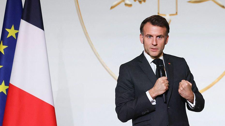Macron’un adı Epstein belgelerinde: Paris savcılığı harekete geçti 1 Epstein belgelerinde Cumhurbaşkanı Emmanuel Macron’un isminin de yer alması ülkede tartışmaları alevlendirdi.