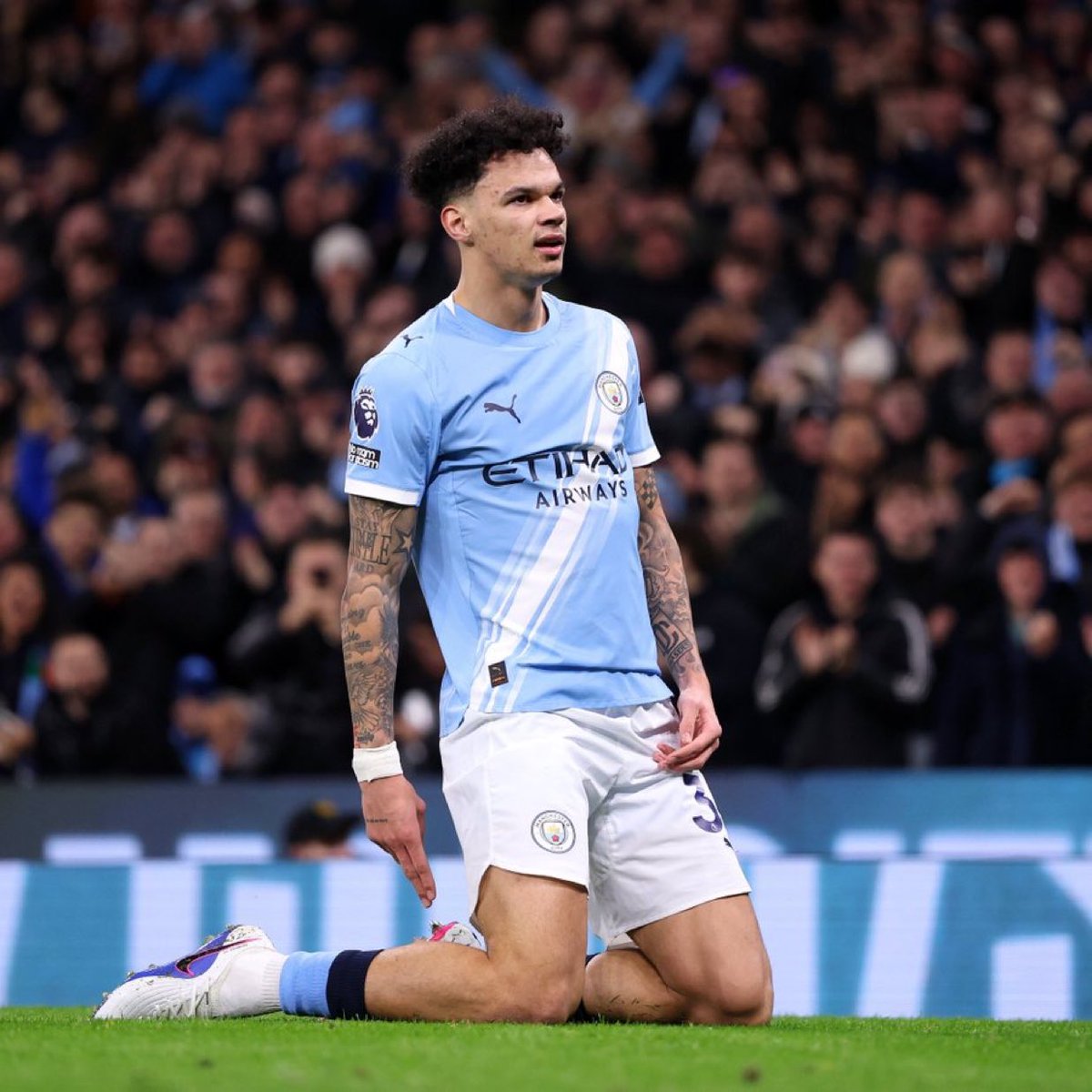 Manchester City gümbür gümbür 1 İngiltere Premier Lig'de Manchester City, Newcastle United'ı yenerek lider Arsenal ile puan farkını 2'ye indirdi