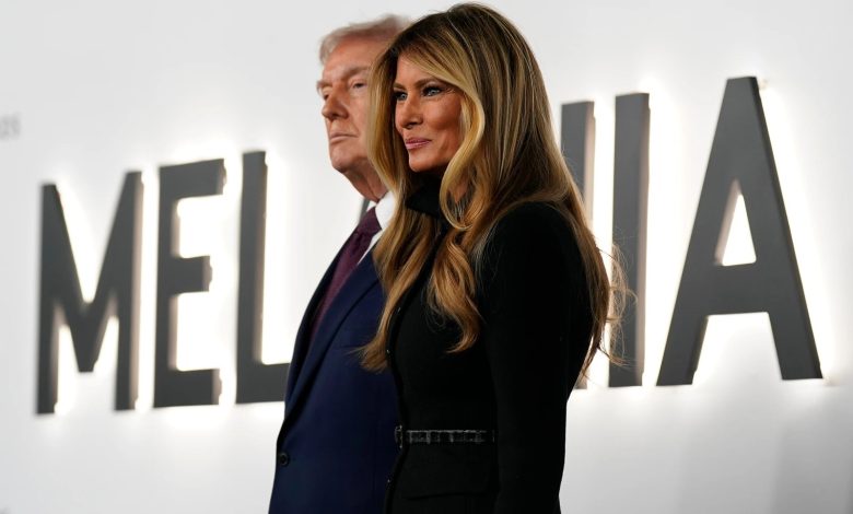 Donald Trump’ın “mutlaka izlenmeli” diyerek tanıttığı Melania belgeseli, yüksek bütçesine rağmen beklentilerin üzerinde bir açılış yaptı.