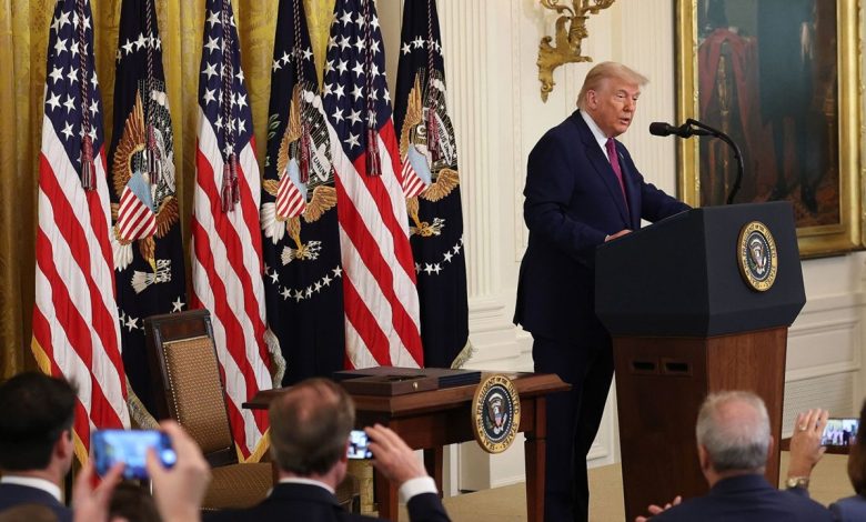 New York Times Yayın Kurulu, ABD ve İsrail’in İran’a yönelik saldırılarını eleştiren makalesinde Başkan Donald Trump’ı “pervasızca” davranmakla suçladı.