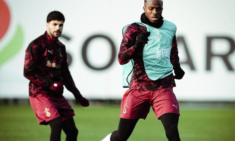 Victor Osimhen krizi bitti mi? 2 Victor Osimhen, Konyaspor maçında forma giymemesinin ardından Galatasaray'ın son antrenmanında yer aldı