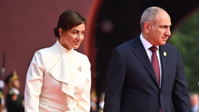 Anna Hakobyan, uzun süredir birlikte olduğu ve dört çocukları olan partneri Ermenistan Başbakanı Nikol Paşinyan'dan ayrıldığını açıkladı