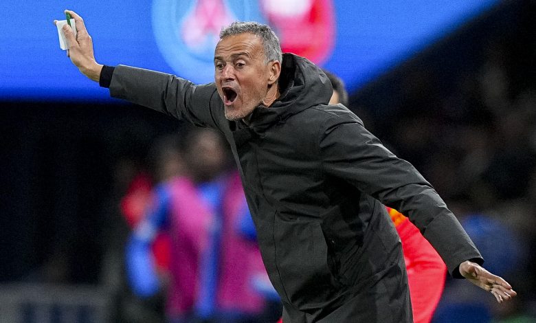 PSG, Rennes'de kötü kaybetti 19 Şampiyonlar Ligi ve Fransa Ligi'nin son şampiyonu PSG, Rennes deplasmanında 3-1 mağlup oldu