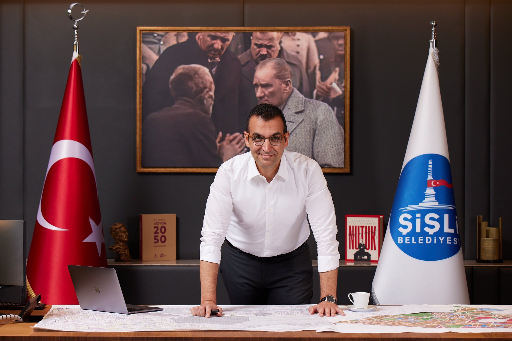 Tutuklandıktan sonra görevinden uzaklaştırılan Şişli Belediye Başkanı Resul Emrah Şahan hakkında kent uzlaşısı davasında tahliye kararı verildi