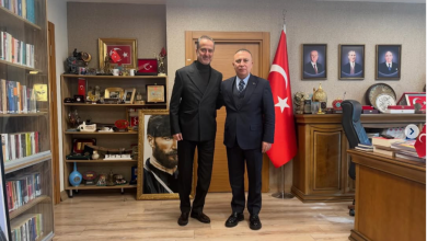 Şirketlerin içinin boşaltıldığı ve vergi kaçırıldığı suçlamalarıyla gündeme gelen iş Serdar Bilgili MHP Genel Başkan Yardımcısı İzzet Ulvi Yönter’i ziyaret etti