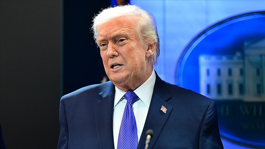 Trump duyurdu: ABD İran’a büyük askeri operasyon başlattı 1 ABD Başkanı Donald Trump, İran’a yönelik geniş çaplı saldırı başlatıldığını açıkladı.