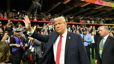 ABD Başkanı Donald Trump, bu kez Super Bowl 'ı hedef aldı. Trump açıklamalarında devre arası gösterilerini beğenmediğini söyledi