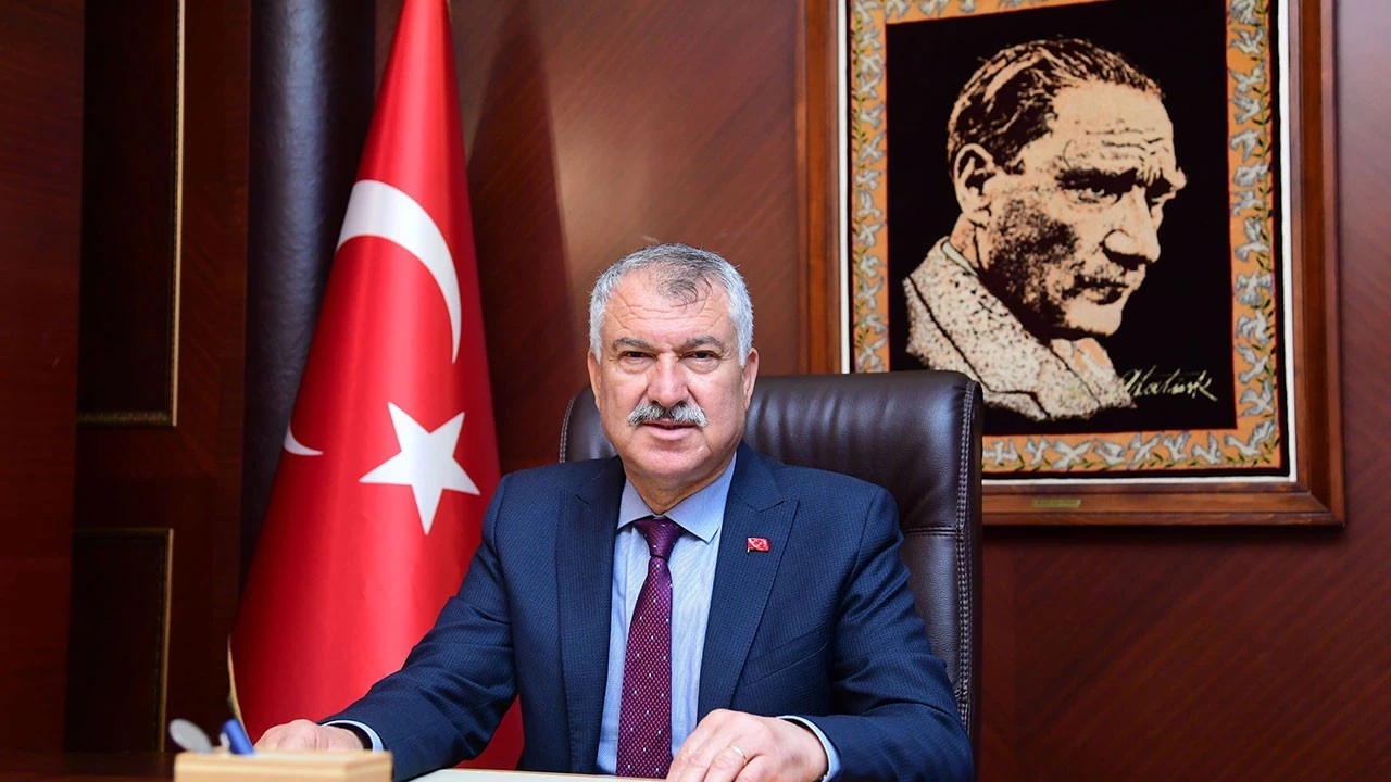 Aralarında Adana Büyükşehir Belediye Başkanı Zeydan Karalar’ın da bulunduğu 9 tutuklu sanığın tahliyesine karar verdi.