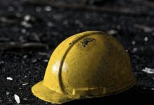 Zonguldak’ın Kilimli ilçesine bağlı Geldik beldesinde özel bir maden ocağında meydana gelen göçükte mahsur kalan işçilerin cansız bedenlerine ulaşıldı