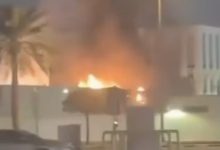 ABD İran Savaşı! Dubai’de ABD Konsolosluğu yakınında insansız hava aracı saldırısı sonucu çıkan sınırlı yangın kontrol altına alındı