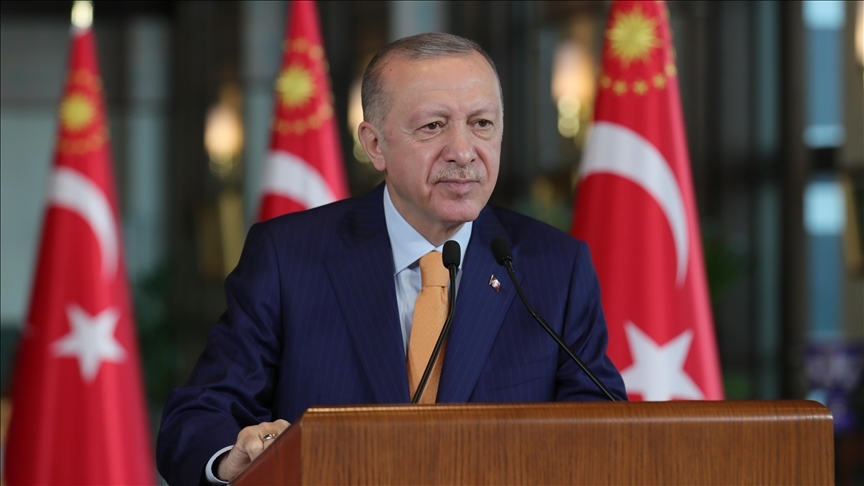 ABD İran savaşı! Cumhurbaşkanı Erdoğan’dan Hamaney için taziye 1 Cumhurbaşkanı Erdoğan, ABD-İsrail saldırılarında hayatını kaybeden İran lideri Ayetullah Ali Hamaney için taziye mesajı yayımladı.